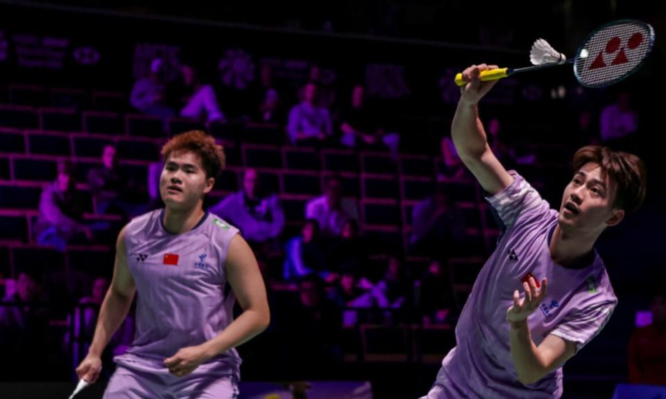 菲克里组合, 卓朗